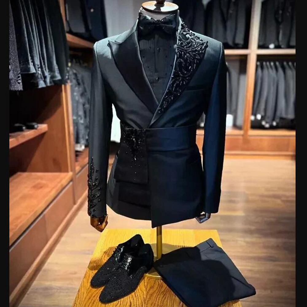 Completi di Lusso da Uomo: Gia - Unique Men'S Formal Wear recensione e prezzo