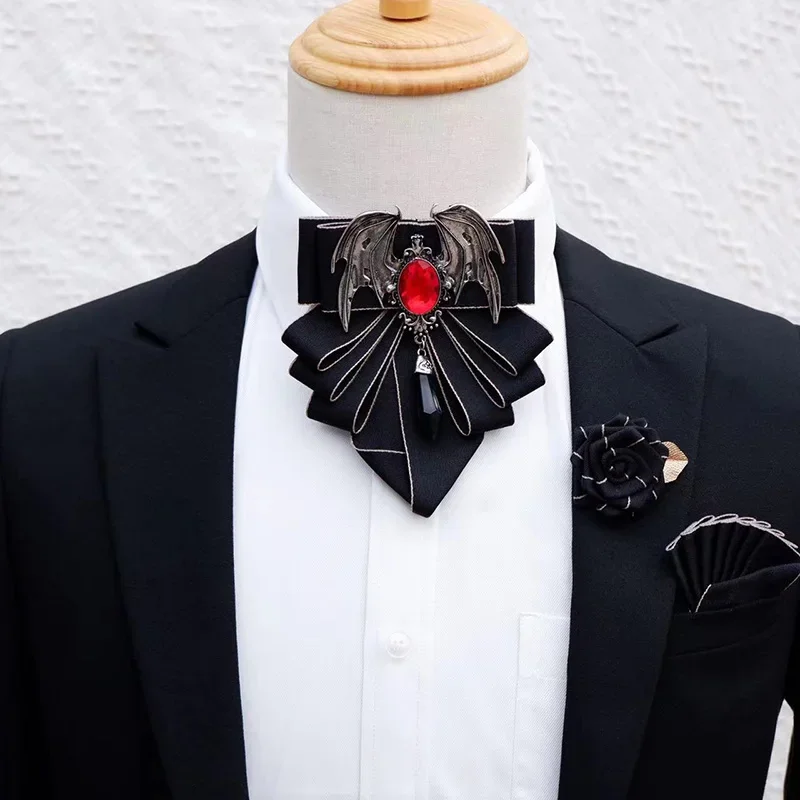 Set di spille per papillon da  - Men Formal Wear With Tie recensione e prezzo